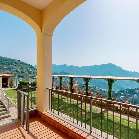 Appartamento Anna In Villa Laura Скала Экстерьер фото
