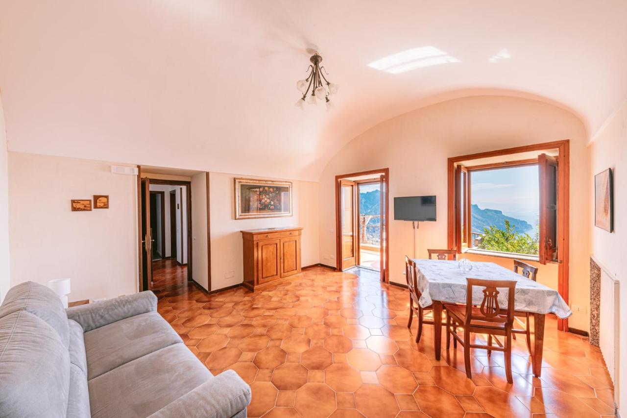 Appartamento Anna In Villa Laura Скала Экстерьер фото