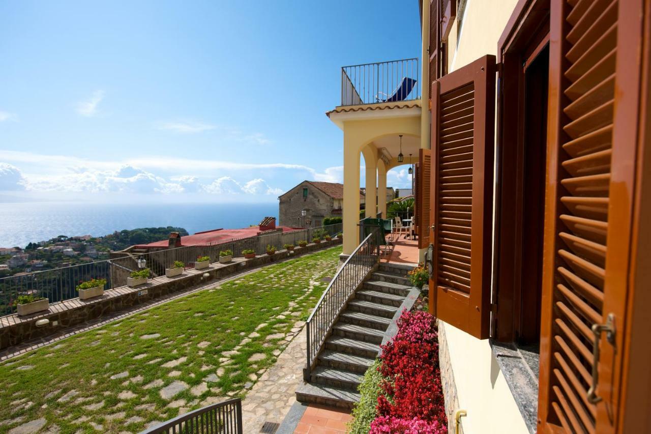 Appartamento Anna In Villa Laura Скала Экстерьер фото